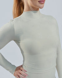 Compressed Long Sleeve- cream